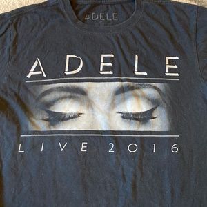 Adele 2016 live tour tee shirt with all locations on backside size medium womens
